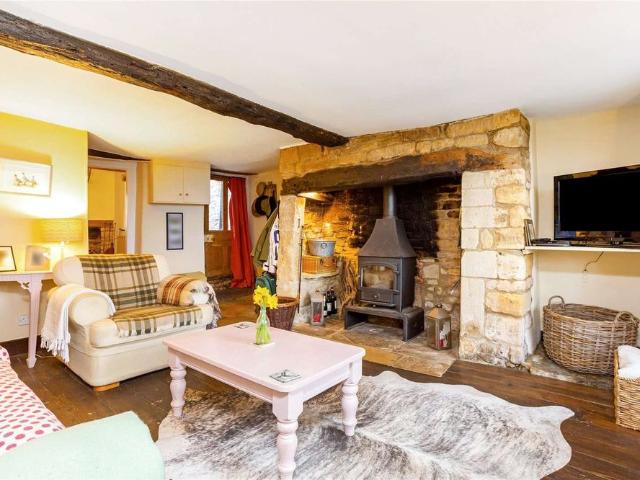 House for rent in Fossebridge, Gloucestershire