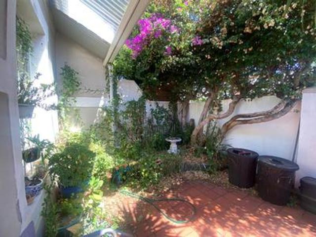 House for sale in Cape Town, Western Cape