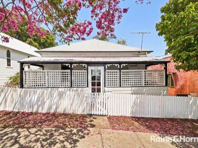 Apartment for rent in Toombul, Queensland