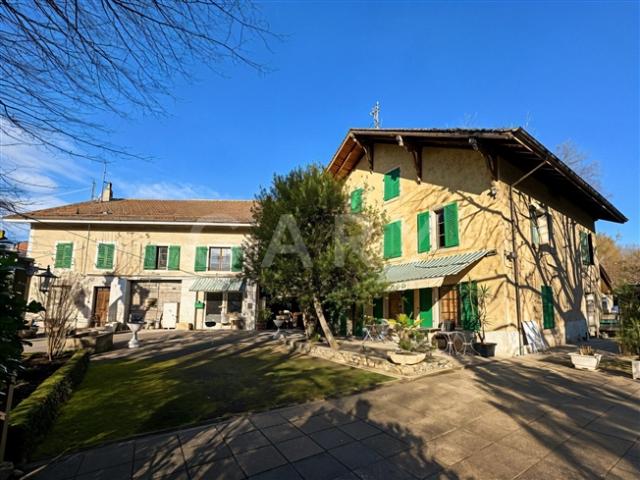 Einfamilienhaus kaufen in Thônex