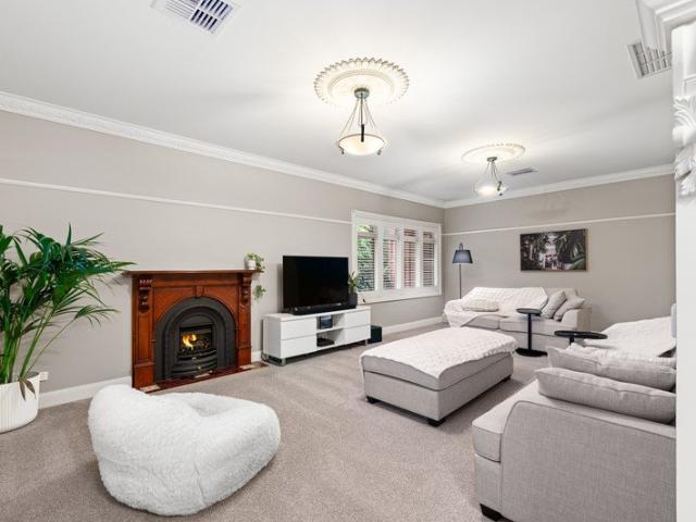 House for sale in Mill Park Lakes, Melbourne