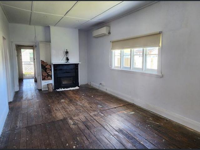 House for rent in Brisbane Grove, New South Wales