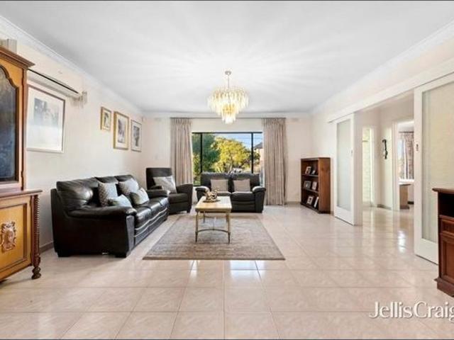 House for rent in Mount Waverley, Melbourne