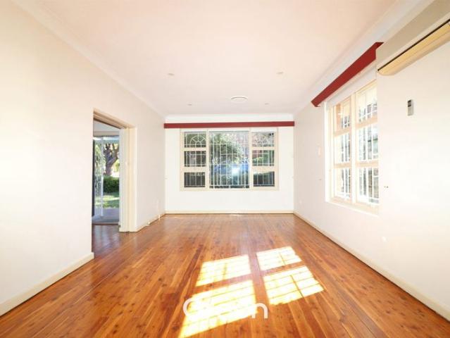 House for rent in Eastwood, Sydney