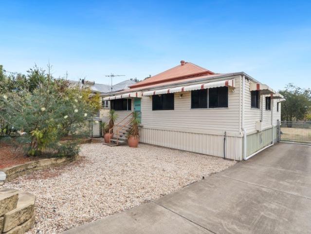 House for sale in Mount Morgan