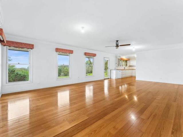Apartment for rent in Gisborne South, Victoria