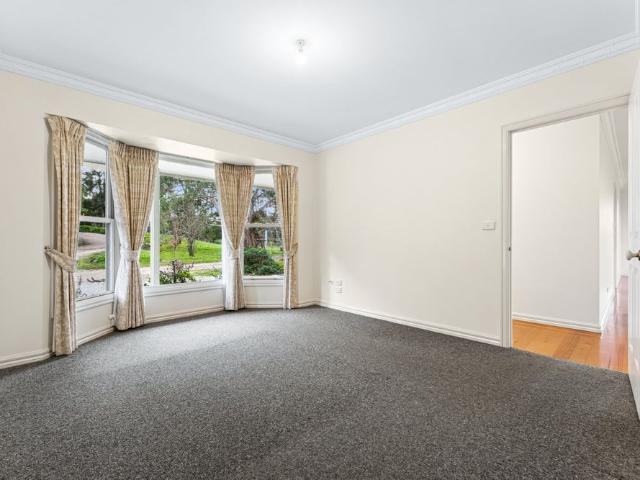 Apartment for rent in Gisborne South, Victoria