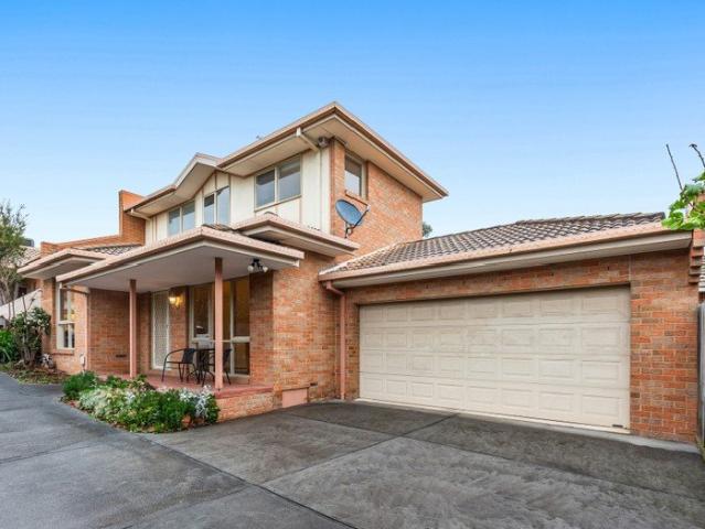 Townhouse for sale in Camerons Creek, Victoria
