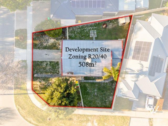 House for sale in Cloverdale, Western Australia