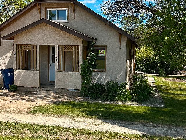 House for sale in Saskatchewan