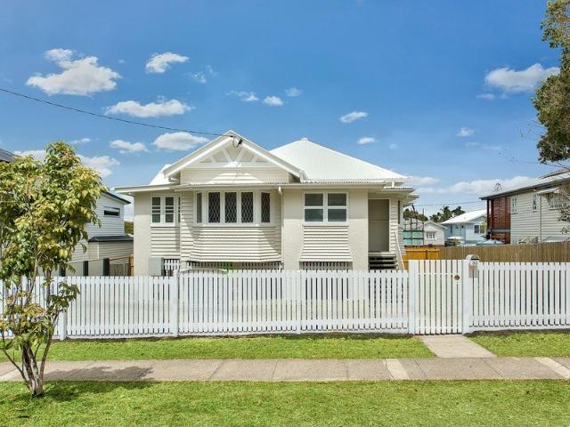 House for sale in Glen Kedron, Greater Brisbane