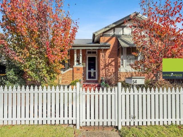 House for sale in Brisbane Grove, New South Wales