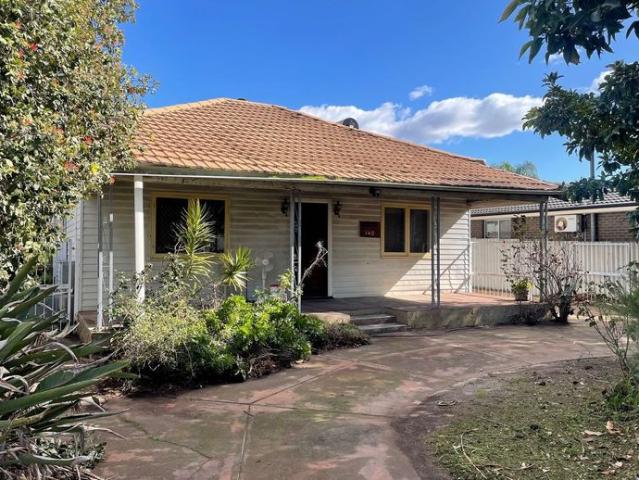 House for rent in Perth Airport, Western Australia