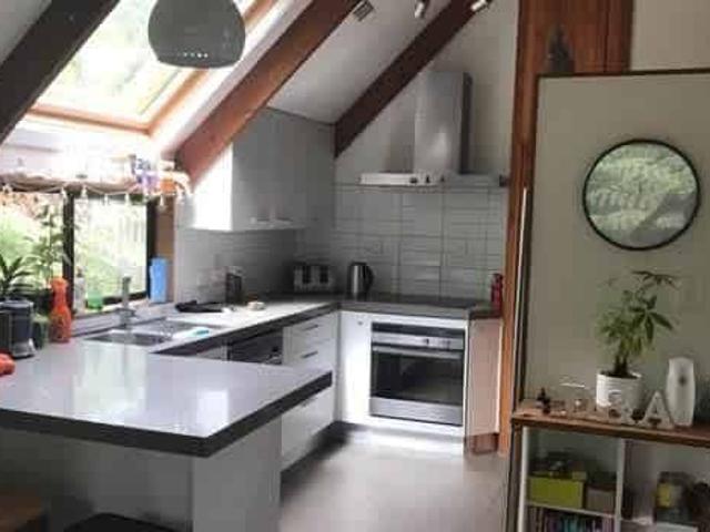 House for rent in Oratia