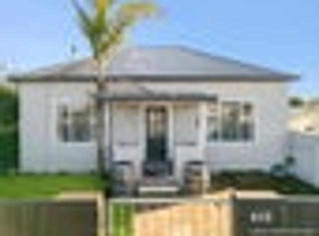 House for sale in Saint Leonards