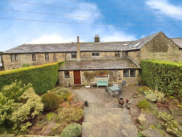 House for sale in Cullingworth, West Yorkshire