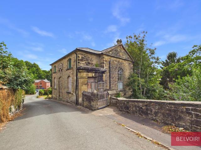 House for sale in Ruabon, Wales
