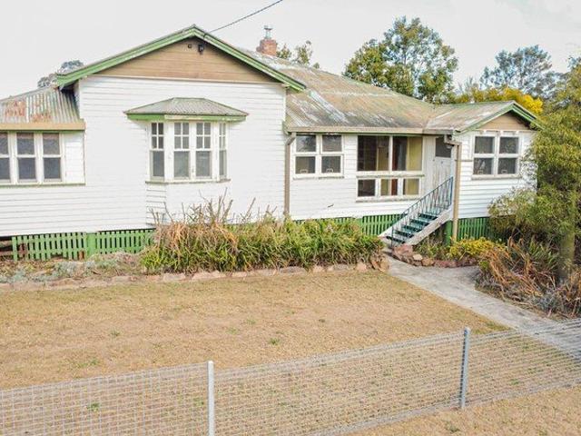 House for sale in Crows Nest, Queensland