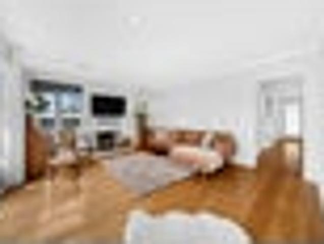 House for sale in Kelston, Whau