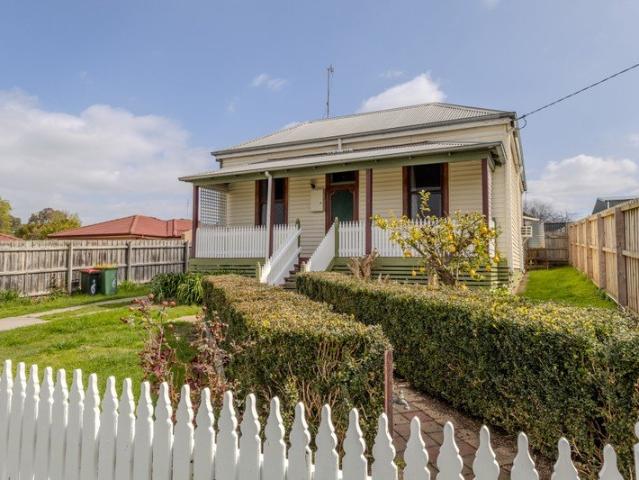House for sale in Bairnsdale, Shire of East Gippsland