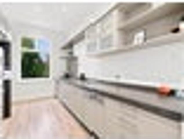 House for sale in Edgeware, Canterbury