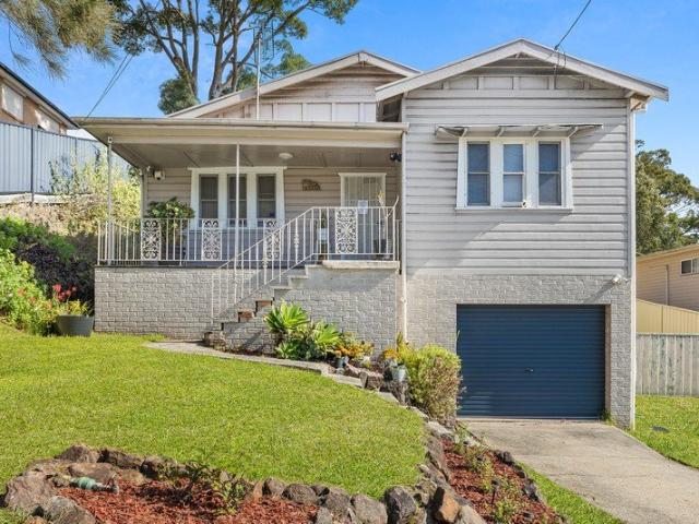 House for sale in Lake Heights, Wollongong City Council