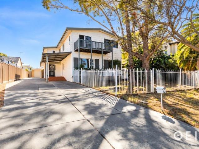 House for sale in Mount Pleasant, City of Melville