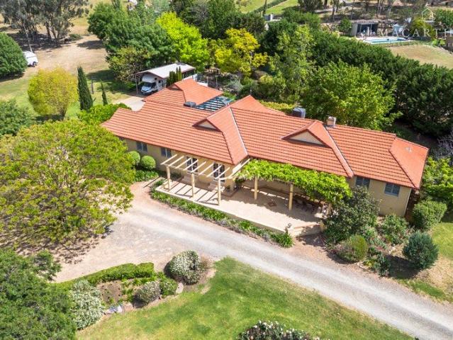 Cottage for sale in Springvale, Wagga Wagga City Council