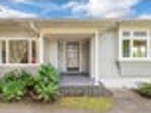 House for sale in Point Chevalier, Albert-Eden
