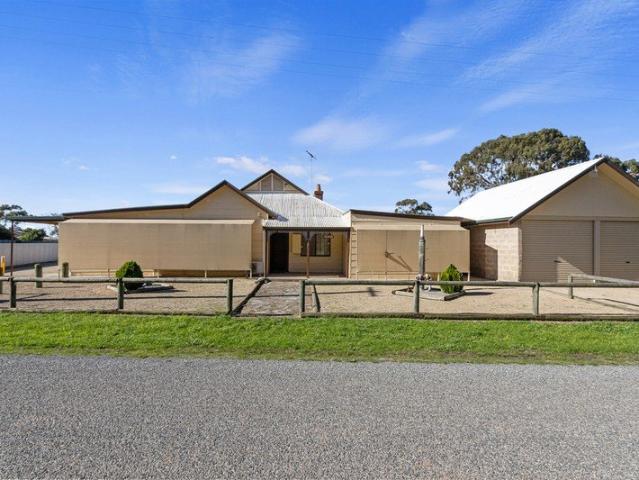 House for sale in Pine Point, South Australia
