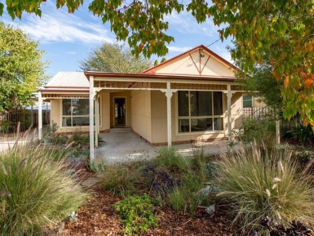 House for sale in North Albury, Albury