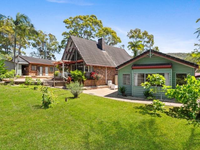 House for sale in Wamberal, Gosford