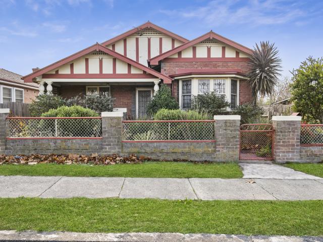 House for sale in Brisbane Grove, New South Wales