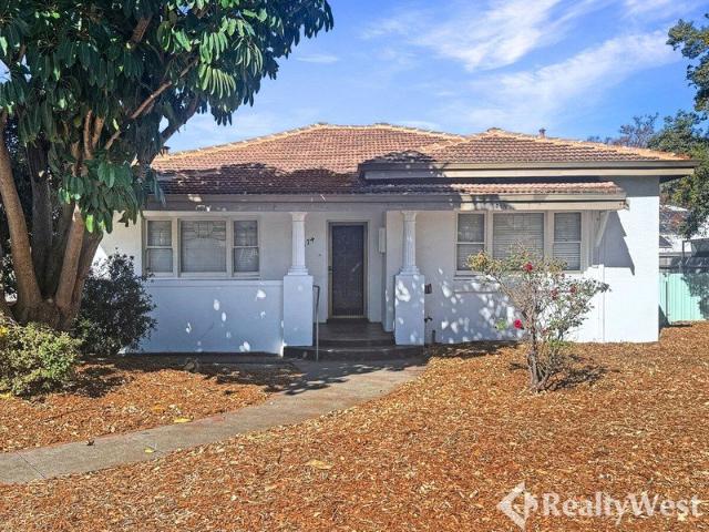 House for sale in Cloverdale, Western Australia