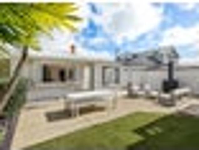 House for sale in Auckland, Oroua County