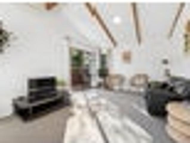 House for sale in Green Bay