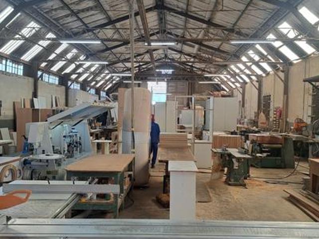 Commercial for rent in Port Elizabeth, Eastern Cape