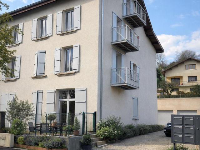 Appartement vente à La Tour-du-Pin, Charavines
