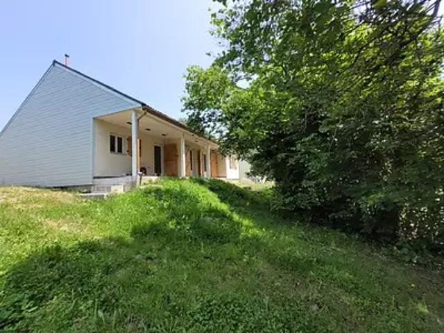Maison vente à Riom, Charbonnières-les-varennes