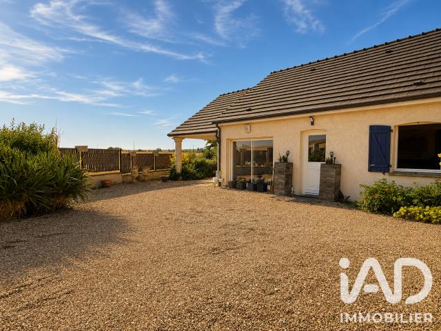 Maison vente à Auxerre, Charbuy