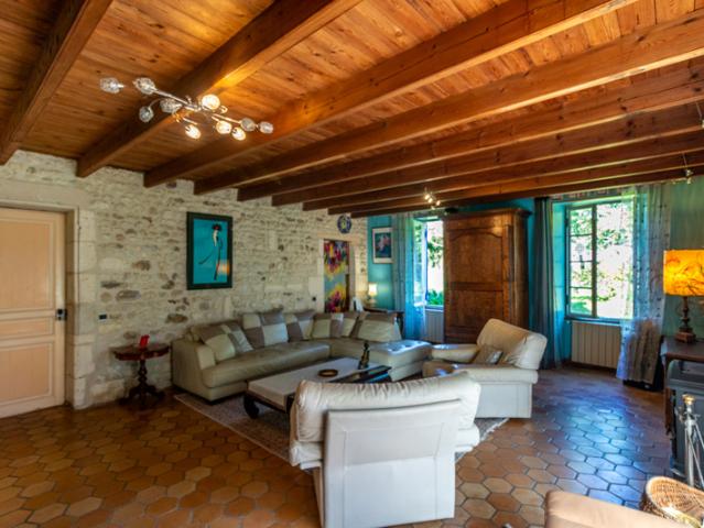 Maison vente à Saintes, Pessines