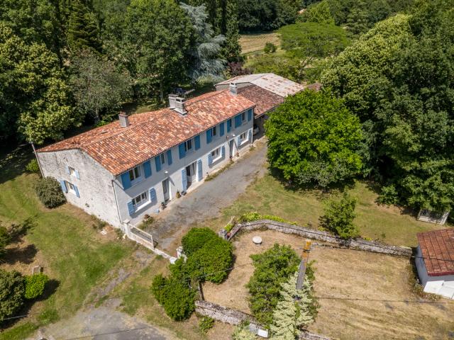 Maison vente à Saintes, Nieul-lès-saintes