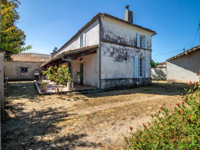 Maison vente à Saintes, Corme-royal