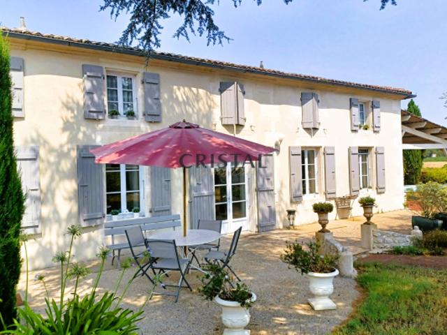 Maison vente à Saintes, Arces