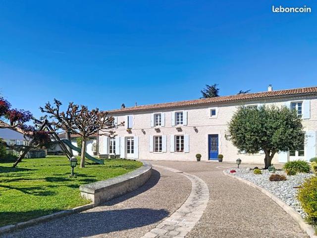 Maison vente à Saintes, Montils