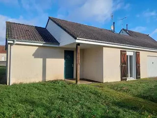 Maison vente à Saint-Amand-Montrond, Charenton-du-cher