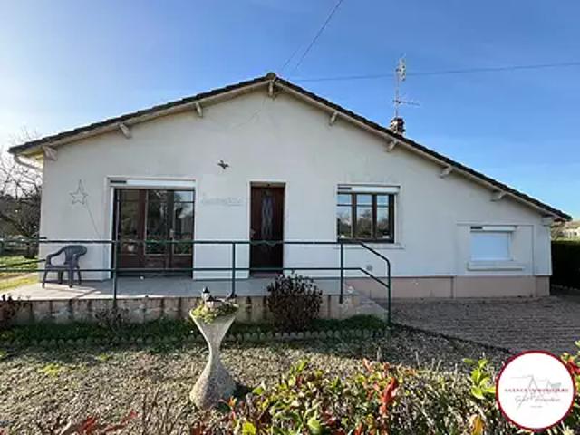 Maison vente à Saint-Amand-Montrond, Charenton-du-cher