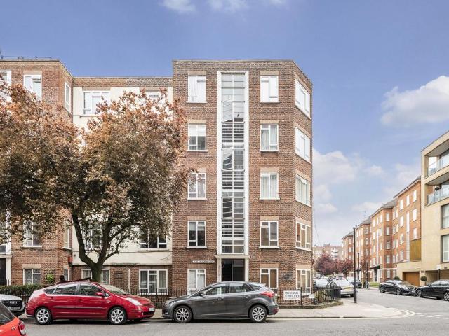 Apartment for rent in St. John's Wood, Greater London