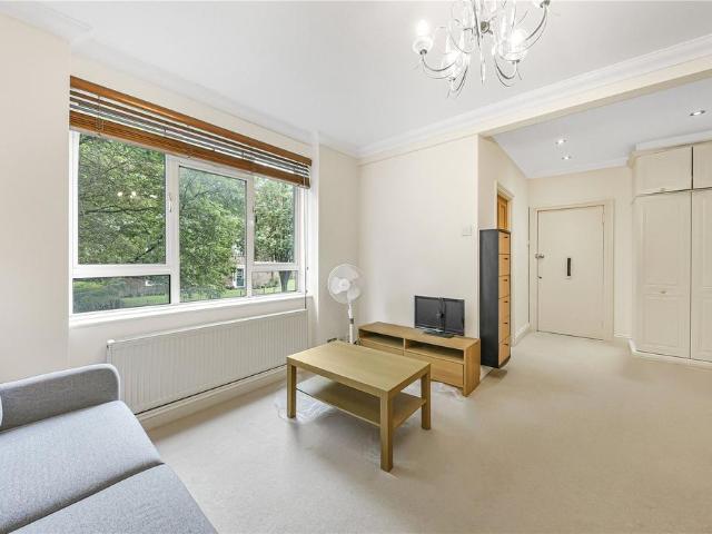 House for rent in St. John's Wood, Greater London