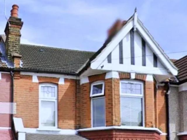House for rent in Seven Kings, Greater London